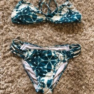 O’Neil bikini blue tie dye set